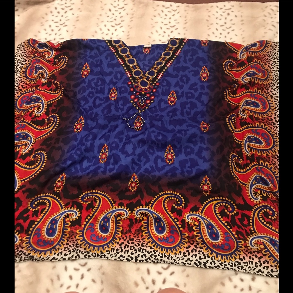 Sonya L paisley flowy top with string waist 23”